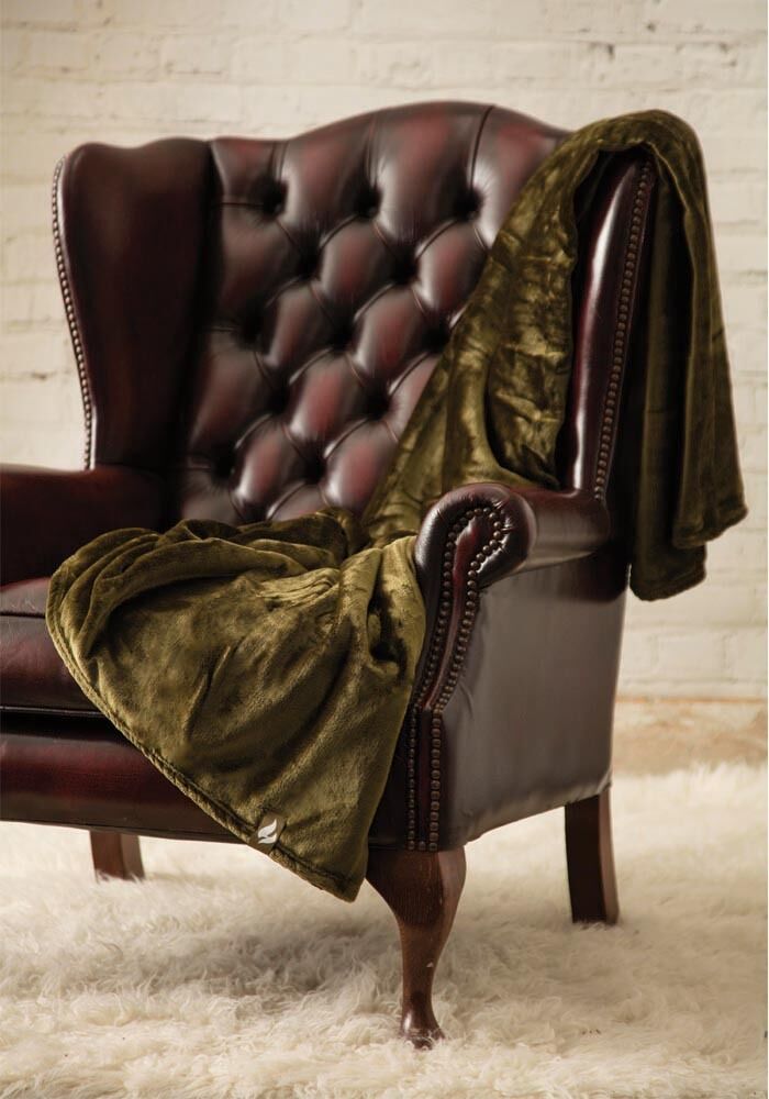 Heat Holders - Extra Soft Warm 1.7 TOG Luxury Thermal Fleece Blanket - Picture 62 of 66