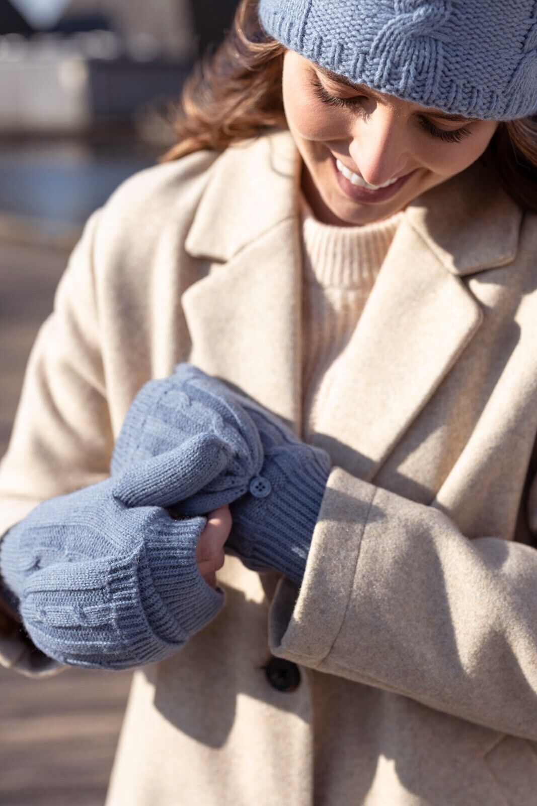 Heat Holders - Women's Thermal 2.3 TOG Converter Fingerless Cable Knit Gloves - Picture 33 of 43