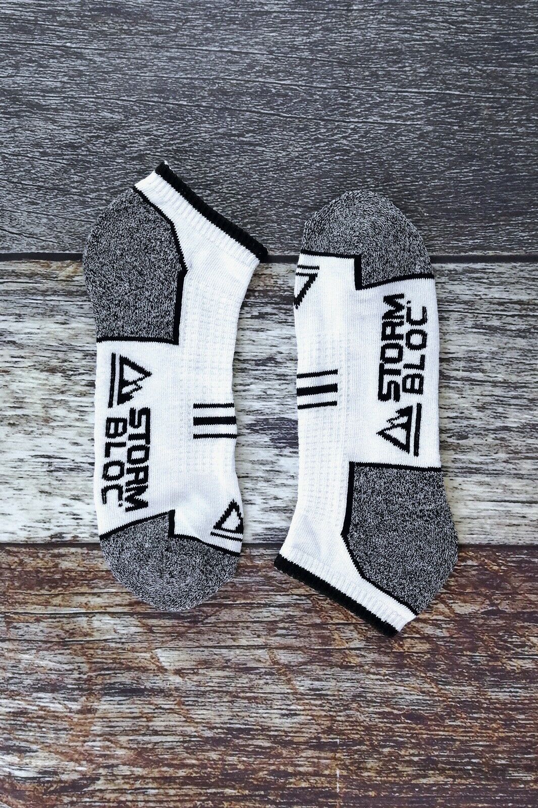 Storm Bloc - Paquete de 6 calcetines de entrenador acolchados de algodón para hombre en blanco y negro - Imagen 9 de 11